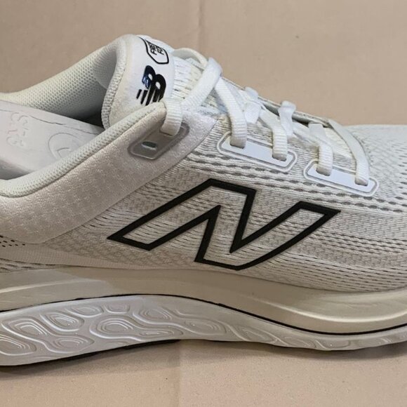 New Balance Fresh Foam X 860v14 Men’s 9 Wide (2E) – Brand New - Picture 3 of 9